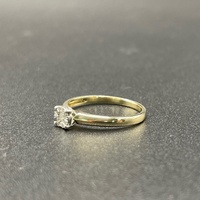 Ladies 9ct Yellow Gold Natural Diamond Ring