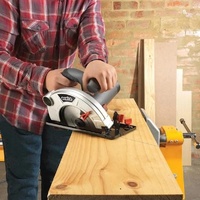 Ozito CSW-7000 185mm 7 1/4 Inch Blade Circular Saw