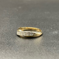 Ladies 10ct Yellow Gold Natural Diamond Ring