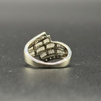 Ladies 9ct White Gold Diamond Cluster Ring