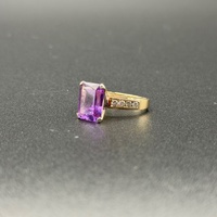Ladies 9ct Yellow Gold Purple Gemstone & Diamond Ring