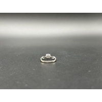 Ladies 10ct White Gold Cubic Zirconia Ring