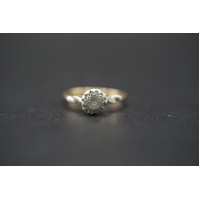 Ladies 9ct Yellow Gold Vintage Design Ring