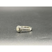 Ladies 18ct White Gold Diamond Cluster Ring