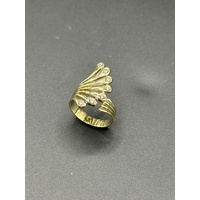 Ladies 9ct Yellow Gold Cubic Zirconia Ring