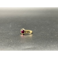 Ladies 18ct Yellow Gold Red Gemstone Solitaire Ring Size K