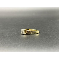Ladies 9ct Yellow Gold Diamond Ring