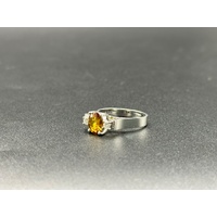 Ladies 18ct White Gold Amber Sapphire & Diamond Ring