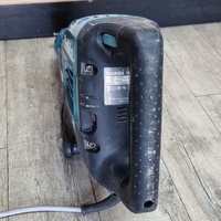 Makita HM1317C 1510W 17kg Demolition Jack Hammer with Breaker Bit and Case