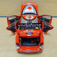 Classic Carlectables 1:18 2008 Jamie Whincup Vodafone BF Falcon Collectable Car