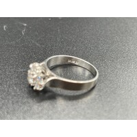 Ladies 18ct White Gold Diamond Ring (Pre-Owned)