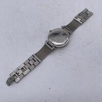 Guess Ladies Crystal Silver Dial Stainless Steel Case Watch W0638L1 