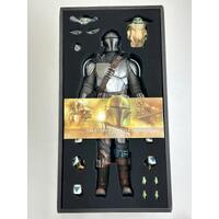 Hot Toys Star Wars Mandalorian & Grogu 1/4 Scale Figure QS017 (Pre-owned)