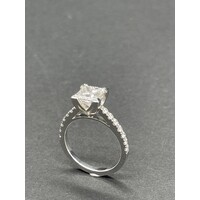 Ladies 18ct White Gold Engagement Diamond Ring (Pre-Owned)