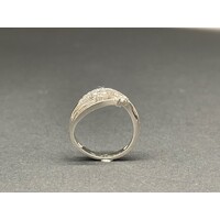 Ladies 18ct White Gold Ring (Pre-Owned)