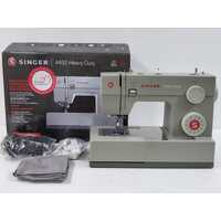 NEW Singer Heavy Duty 4452 Sewing Machine in Box with All Original Packaging