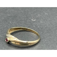 Ladies 9ct Yellow Gold Red Gemstones Ring