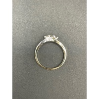 Ladies 9ct Yellow Gold Diamond Ring