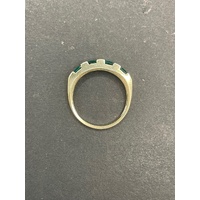 Ladies 9ct Yellow Gold Green Gemstone and Diamond Ring