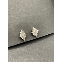 Ladies 9ct Yellow Gold Diamond Cluster Stud Earrings
