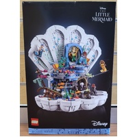 LEGO Disney The Little Mermaid Royal Clamshell 1808 Piece Set 43225 Building Set