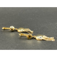 Ladies 18ct Yellow Gold Dangle Earrings