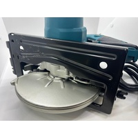 Makita HS7000 185mm 1200W 50-60Hz 230-240V Corded Electric Circular Saw