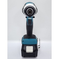 Makita DTD153 18V LXT Cordless Brushless Impact Driver with 3.0Ah Battery Pack