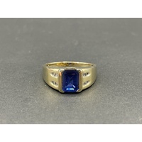 Unisex 9ct Yellow Gold Blue Gemstone and Diamond Ring