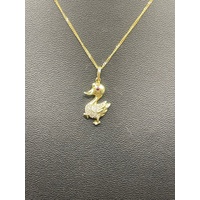 Ladies 9ct Yellow Gold Curb Link Chain & Duck Pendant