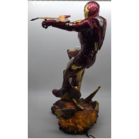 Sideshow Iron Man Mark VII 1/4 Scale Maquette Light Up Statue 1171 of 3000