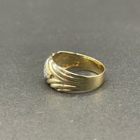 Unisex 9ct Yellow Gold Diamond Ring