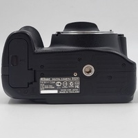 Nikon D3200 DSLR Camera Body Low Shutter Count 2188 Strap and Battery