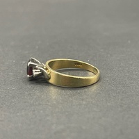 Ladies 18ct Yellow Gold Red Gemstone Vintage Design Ring