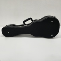Bondi Ukulele Resonator Mahogany with Case and Extras Unique Sound
