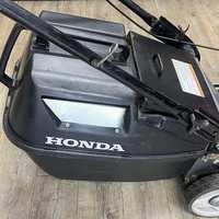 Honda Buffalo Premium HRU19 GCV170 166cc 4-Stroke Lawnmower Mulch Plug