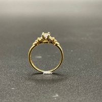 Ladies 18ct Yellow Gold Natural Diamond Ring