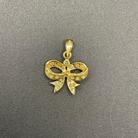 Ladies 18ct Yellow Gold Natural Diamond Bow Pendant