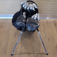 Srixon Golf Set ZXi5 Irons Drivers Wedges Scotty Cameron Putter Bag