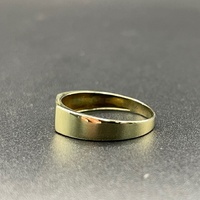 Mens 9ct Yellow Gold Diamond Signet Ring