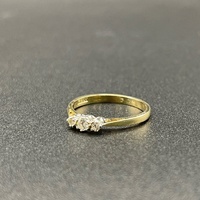 Ladies 9ct Yellow Gold Cubic Zirconia Ring