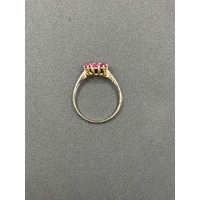 Ladies 14ct Yellow Gold Pink Gemstone Flower Ring