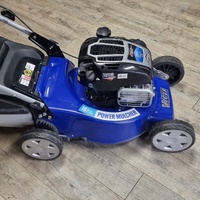 Victa 18 Inch Petrol Lawn Mower 163cc Briggs & Stratton 675EXI Mulch Catch