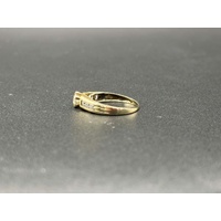 Ladies 9ct Yellow Gold Cubic Zirconia Ring
