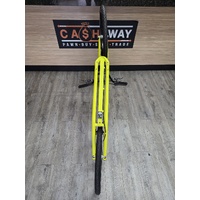 Kostka Twenty Max Adult Footbike Kick Scooter 20/20 Wheels 150kg Neon Yellow