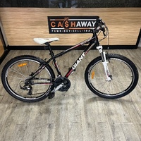 Giant Boulder 3 Mountain Bike Small Frame Black Red Mens Bicycle