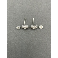 Ladies 18ct White Gold Diamond Cluster Stud Earrings