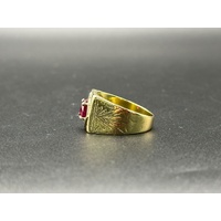Men’s 18ct Yellow Gold Red-Coloured Stone Signet Ring