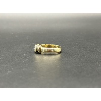 Ladies 9ct Yellow Gold Cubic Zirconia Ring