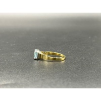 Ladies 18ct Yellow Gold Blue-Coloured Gemstone & Diamond Ring